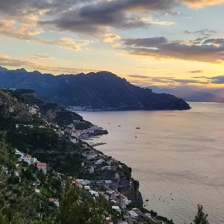 La Casetta Nel Bosco, Holiday home