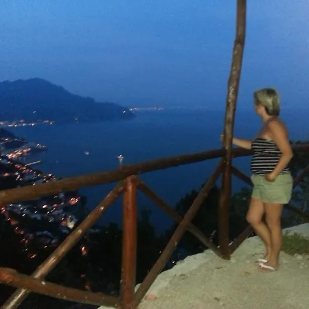 Сasa de vacaciones La Casetta Nel Bosco, Amalfi