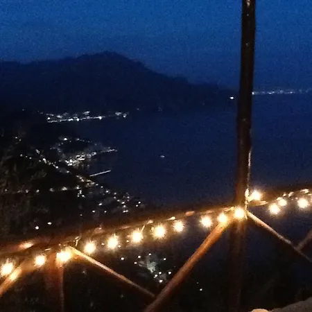 La Casetta Nel Bosco, *