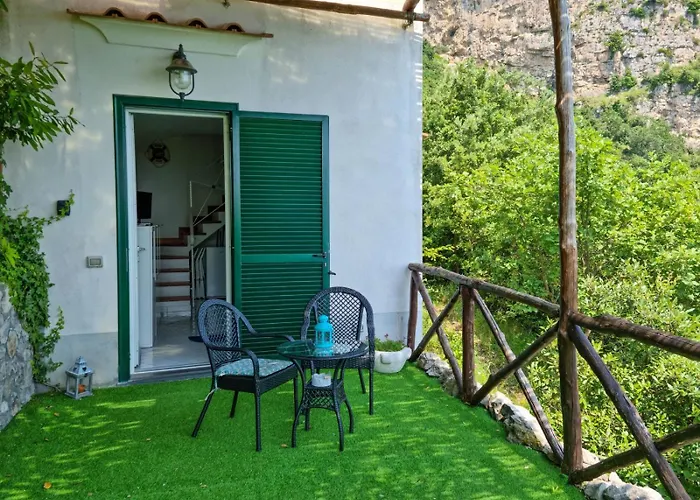 La Casetta Nel Bosco, * Amalfi