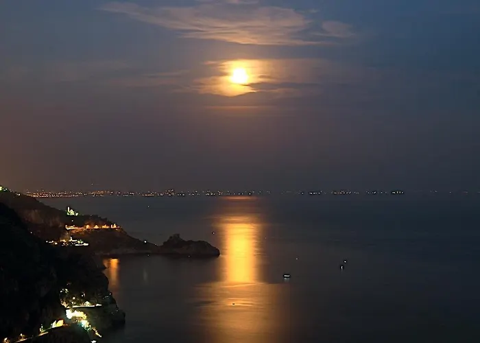 La Casetta Nel Bosco, *